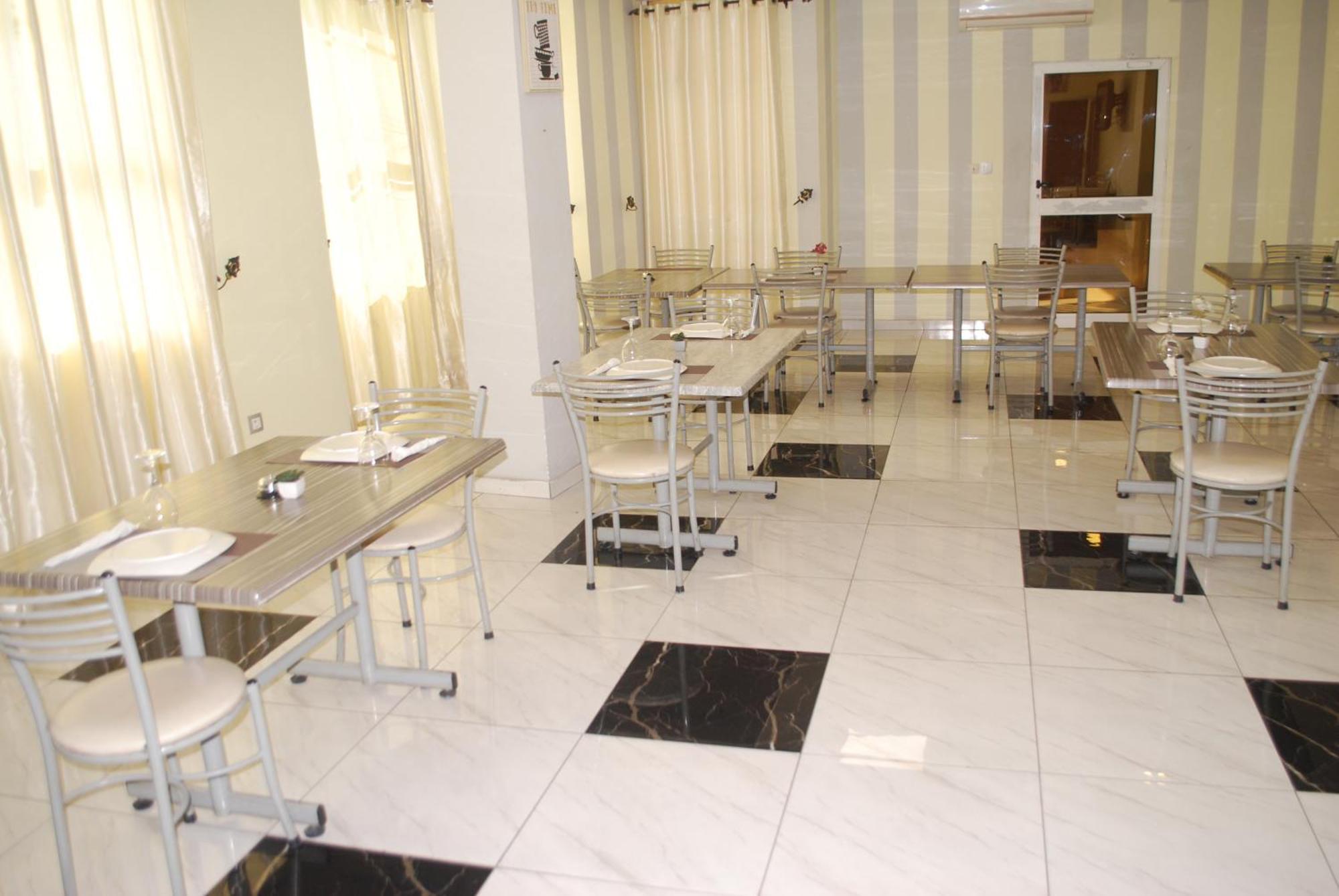 Benin City Center Hotel Cotonú Exterior foto