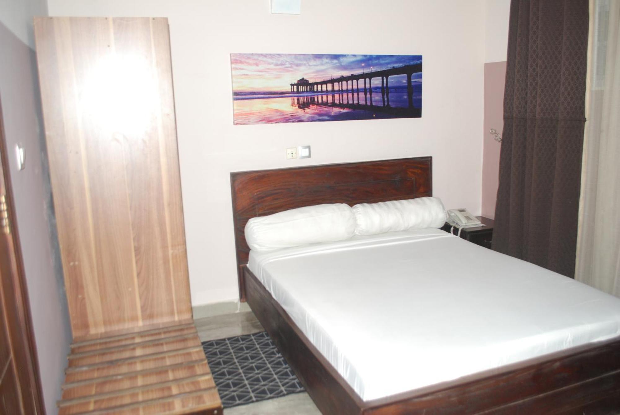 Benin City Center Hotel Cotonú Exterior foto